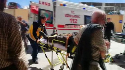 Erzincan’da otobüs ile otomobil çarpıştı: 3 ölü, 15 yaralı