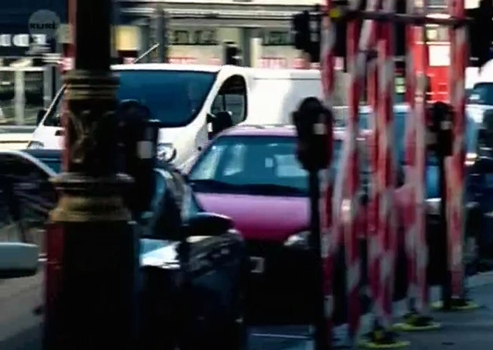 Les Arnaqueurs VIP 3E02 FRENCH   - Part 03