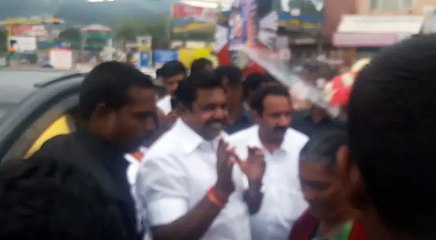 ஊட்டியில் முதலமைச்சர் பழனிசாமிக்கு உற்சாக வரவேற்பு-வீடியோ