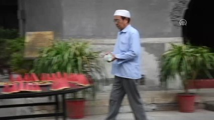 Çin'de İlk İftar Açıldı