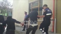 Ora News - Fier, tentuan të përdhunojnë 13 vjeçaren, arrest me burg për tre të rinjtë