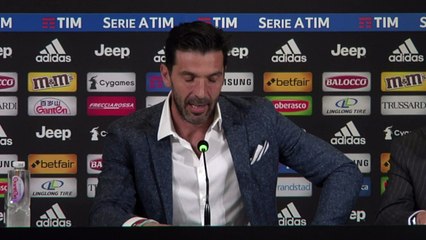 Buffon deja la Juve, pero abre la puerta a seguir en activo