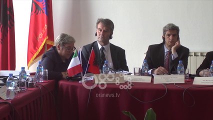 Ora News - Monitorim nga ajri për zbulimin e kanabisit