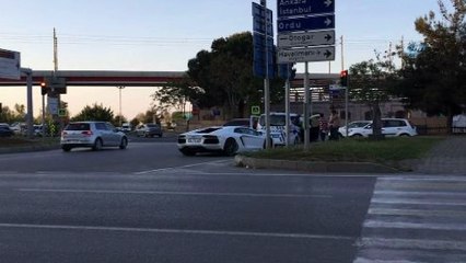 4 milyonluk lüks otomobile egzoz  yüzünden ceza kesildi