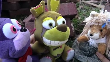 FNAF plush Episode 32 - The Puppet vs The Mummy