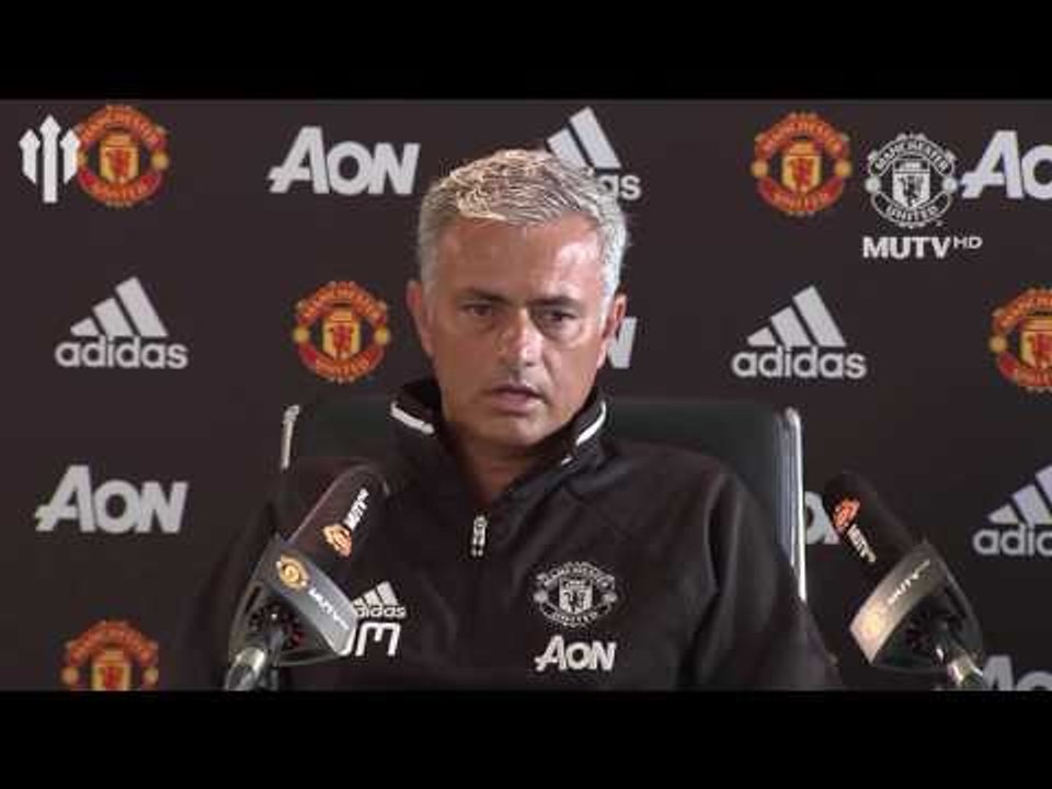 José Mourinho Presser: 'A VERY GOOD MIDFIELD PLAYER' | Man United vs Leicester City