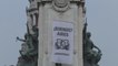 Greenpeace coloca máscara a una estatua ante Congreso argentino por contaminación