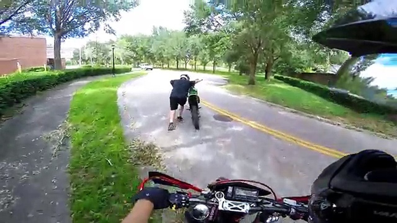 DIRT BIKE STUCK IN THE MUD!! video Dailymotion