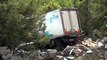 Antalya'da kamyon uçuruma devrildi: 1 ölü, 1 yaralı