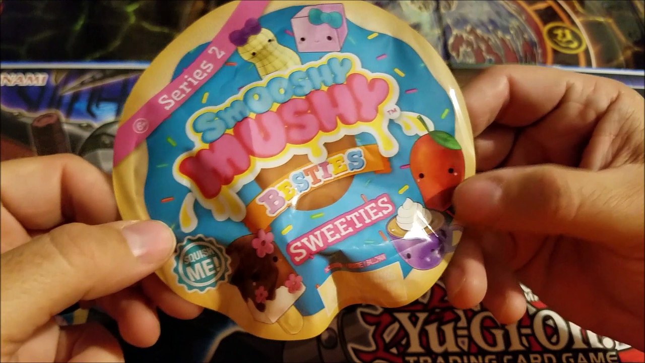 opening smooshy mushy