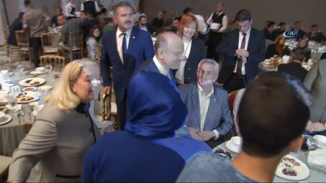 Şehit aileleri ve gaziler Eskişehir Valiliği'nin iftarında biraraya geldi