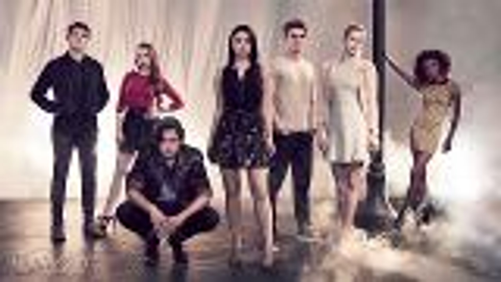 ⁣5 Burning Questions for 'Riverdale' Season 3 | THR News