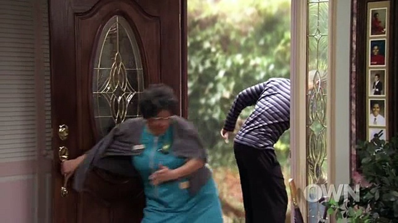 Love Thy Neighbor S01e01