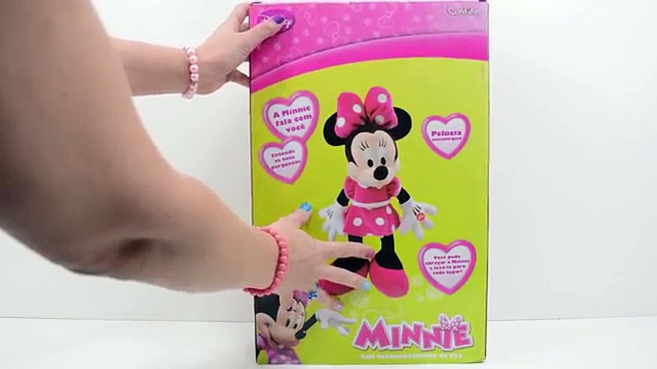 Minnie em Português - Boneca Disney que conversa com você - Brinquedo Minnie - Turma kids
