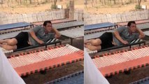 Salman Khan's PICTURE from DHABA gets LEAKED during Race 3 shooting । FilmiBeat