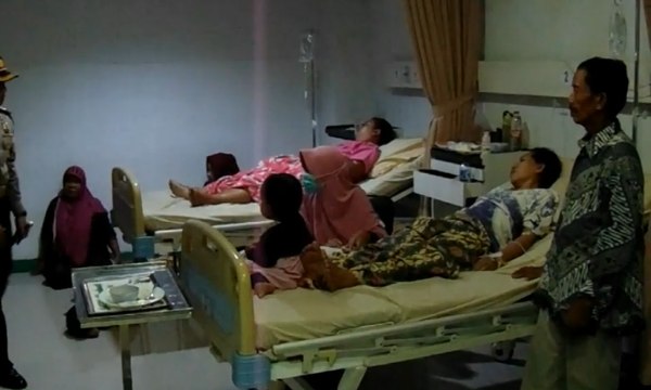 Belasan Orang Keracunan Gas yang Diduga dari Sebuah Pabrik