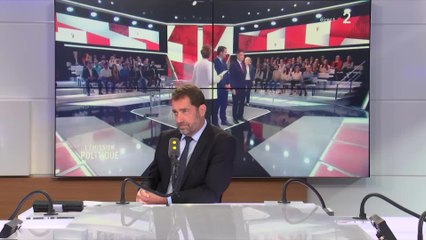 "C'est sa personnalité" : Christophe Castaner défend Nicolas Hulot et "souhaite qu’il reste"