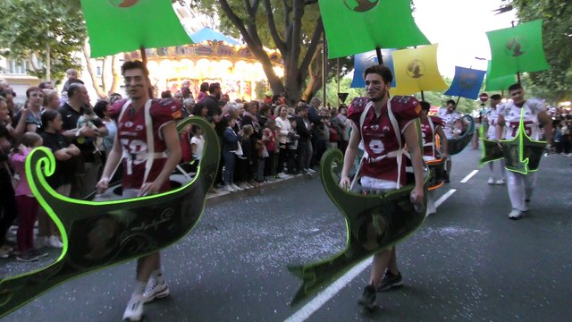 FÉRIA DE NÎMES : Pégoulade 2018 (corso-déambulation-parade)