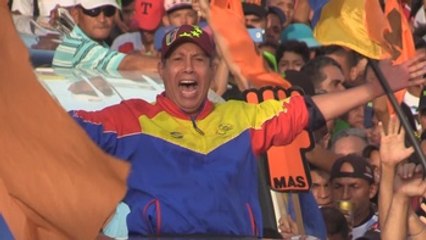 Henri Falcón cerró campaña electoral solicitando defender el voto