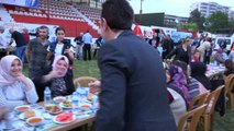 Stadyumda dev iftar