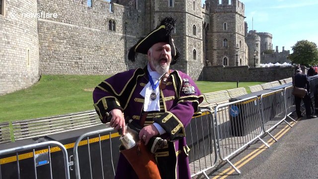 Windsor's town crier officially announces royal wedding