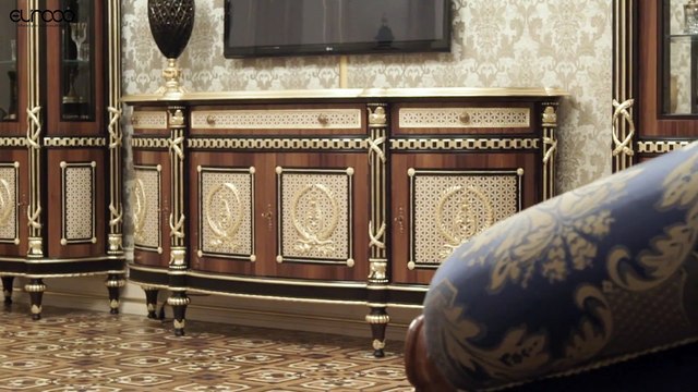 Modenese Gastone has a rich history and high-quality artisanal expertise.