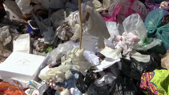 Digjen mbetjet spitalore, 30 ton hidhen çdo ditë në Patos - Top Channel Albania - News - Lajme