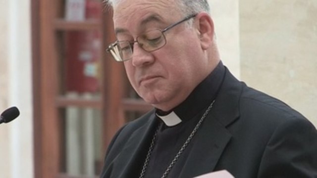 Los obispos chilenos ponen su cargo en manos del papa tras casos de abusos
