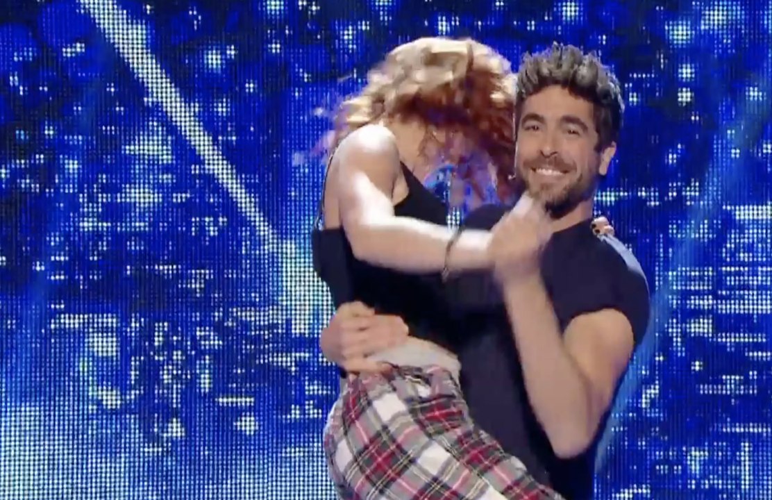 Sulfureuse danse entre Anaïs Delva et Agustín Galiana (VTEP) - ZAPPING TÉLÉRÉALITÉ DU 18/05/2018
