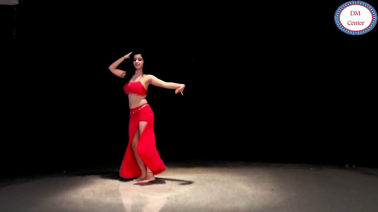 Belly Dance On Bollywood Love Song || Indian Girl It's Just Amazing Belly Dance || Latest Belly Dance