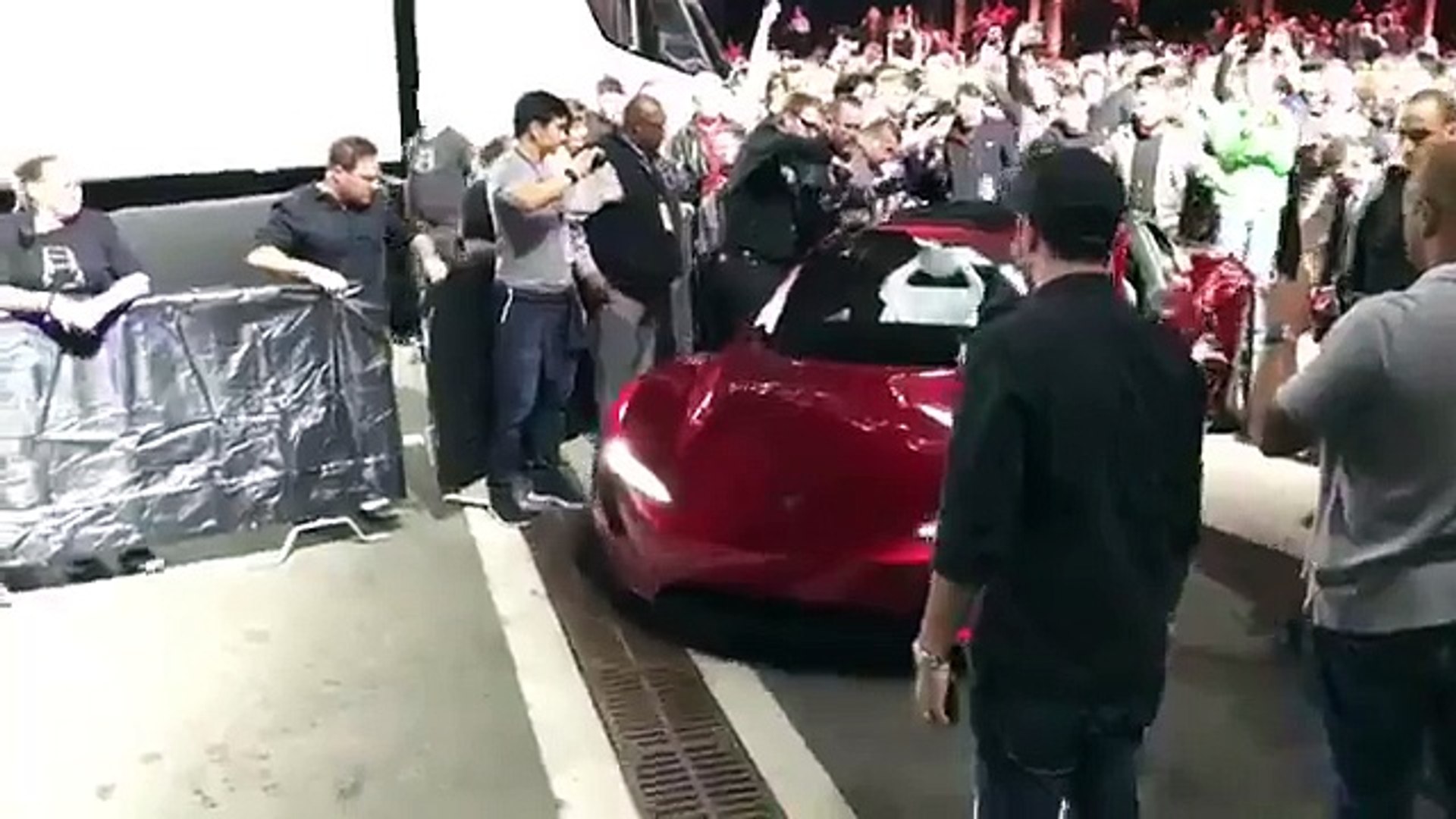 Tesla Roadster 0 60 In 19 Seconds