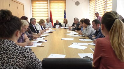 Akterët relevantë diskutuan për dhunën në familje - Lajme