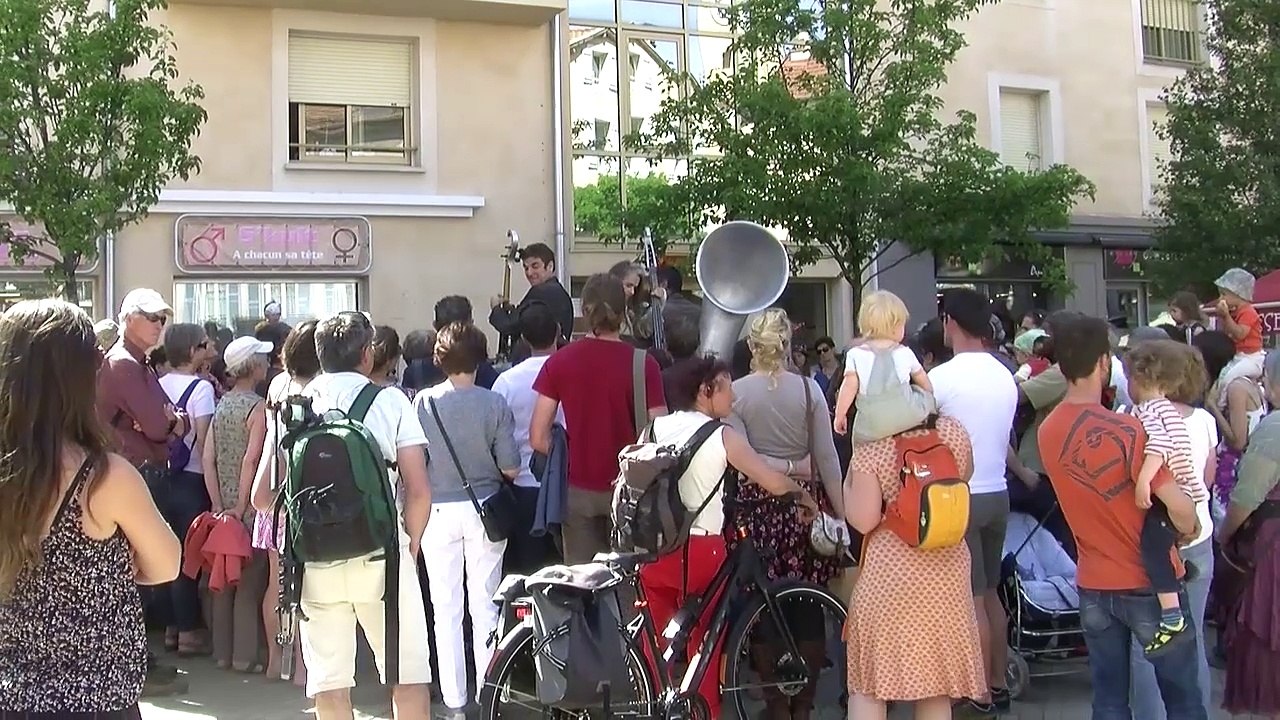 Hautes-Alpes : une nouveauté au festival d'arts de rue "Tous dehors (enfin)" !