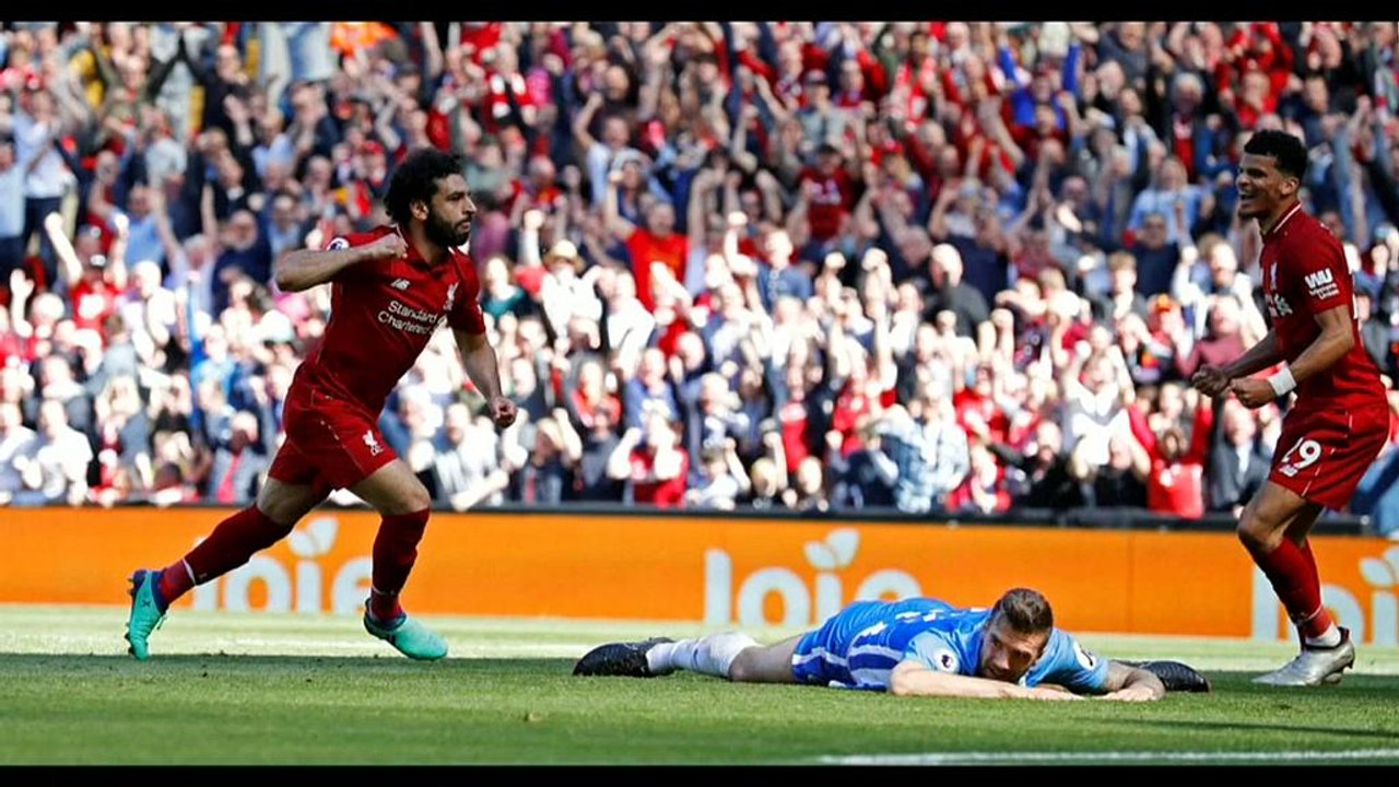 Schuhe des Liverpool-Schützen Salah in Museum ausgestellt