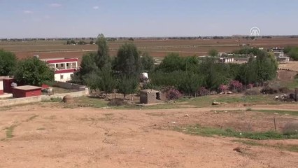 Suriye Sınırına Dev Türk Bayrağı