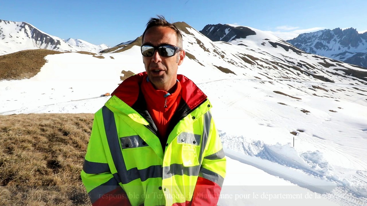 Valloire : déneigement du col du Galibier