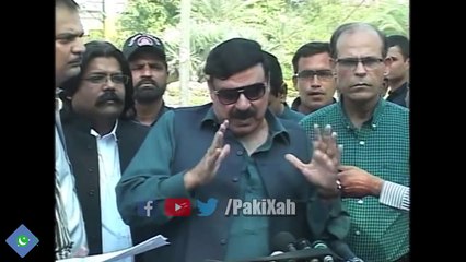 Pakistani Politicians are so FUNNY  - PakiXah