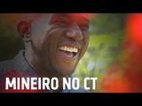 MINEIRO MATA SAUDADE DO TRICOLOR E RELEMBRA SAN-SÃO | SPFCTV