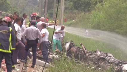 113명 태운 쿠바 여객기 추락... 3명 생존 확인 / YTN