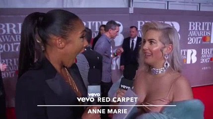 Red Carpet - Live from The BRIT Awards 2017 (Vevo UK)