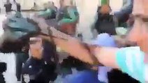 #شاهد : قوات الاحتلال تعتدي بوحشية على النساء في باب العامود بالقدس المحتلة، قبل قليل.#القدس#فلسطين