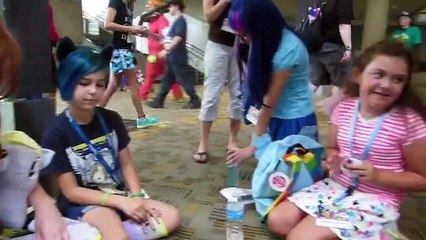 Bronycon new Day1 - Meeting fans with RadioJH Audrey, Chad Alan and Mommy & Gracie / My Little Pony