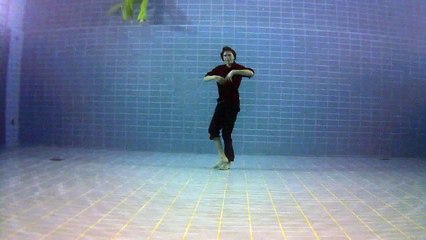 Wet Cheerleader (Unterwasser-Tanz, underwater-dance)