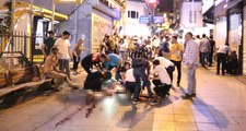 Kadıköy'de Dehşet! Tartıştığı Adamın Sokak Ortasında Boğazını Kesti