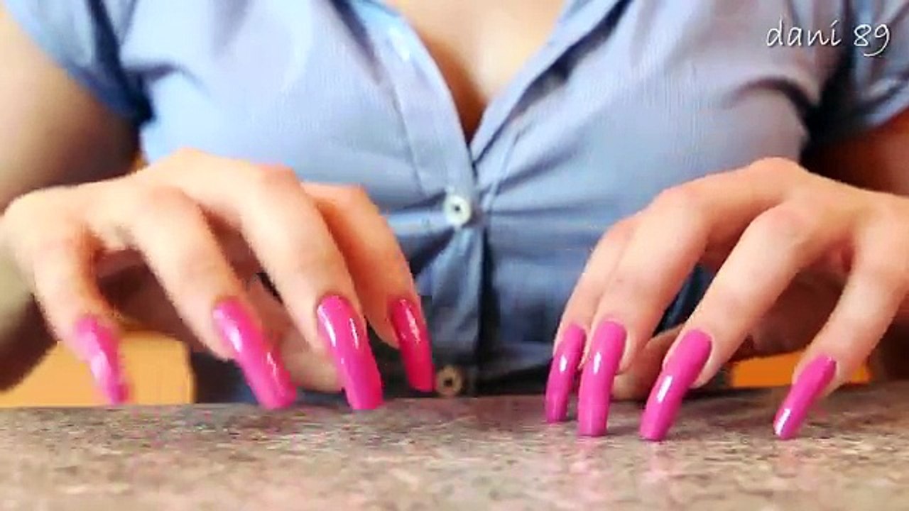 ASMR : tingles with my Long Natural pink nails scratching&tapping the table