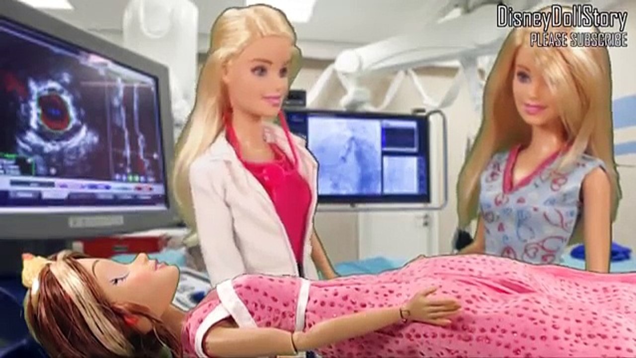 Audrey Turns Into a Vampire - Part 3 - Vampires Moana Descendants Disney