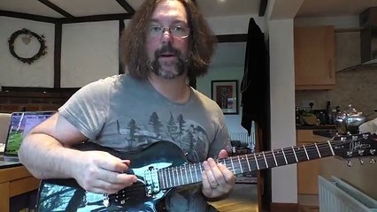 Ten Minutes Of Guitar Tricks, Licks & Concepts - Electric Guitar Lesson