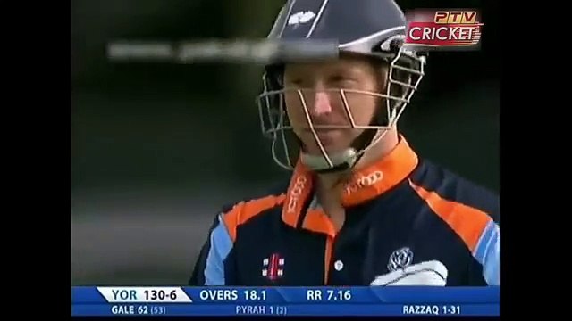 Abdul Razzaq Brilliant Slower Ball Wicket vs Yorkshire
