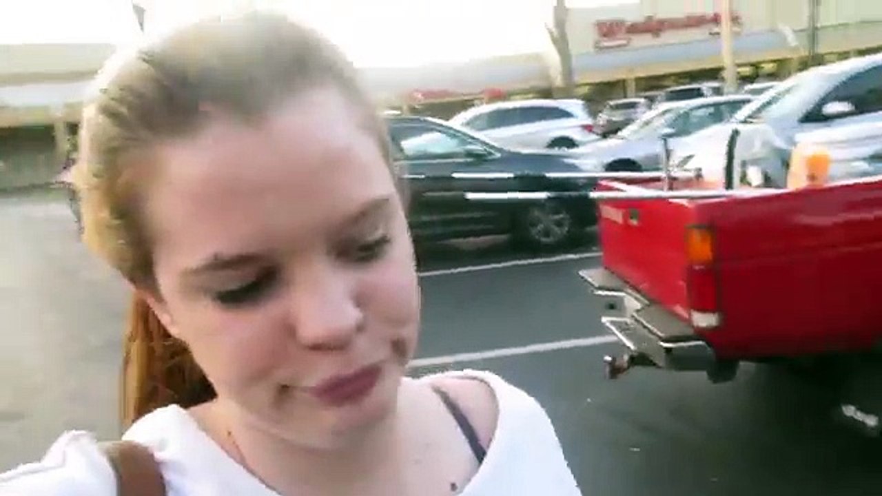 HELPING THE HOMELESS? (VLOG 42)