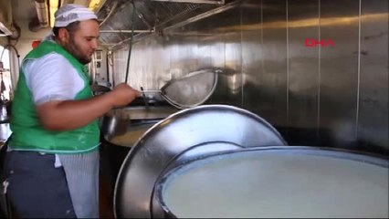 Hatay Suriye'de 50 Bin Kişiye İftar Yemeği